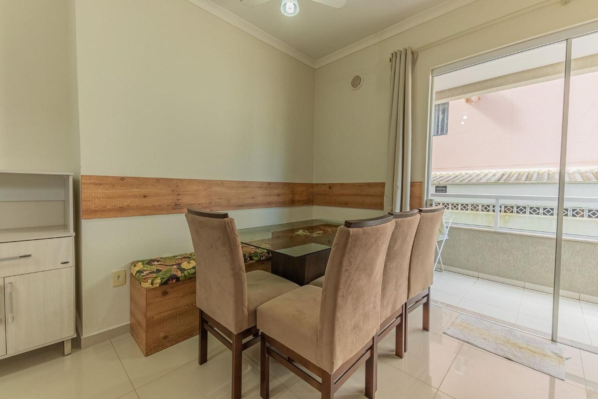 Aluguel de Apartamento 3 quartos sendo 1 suíte para 7 pessoas à 100 metros do mar em Bombas Bombinhas Esterno foto