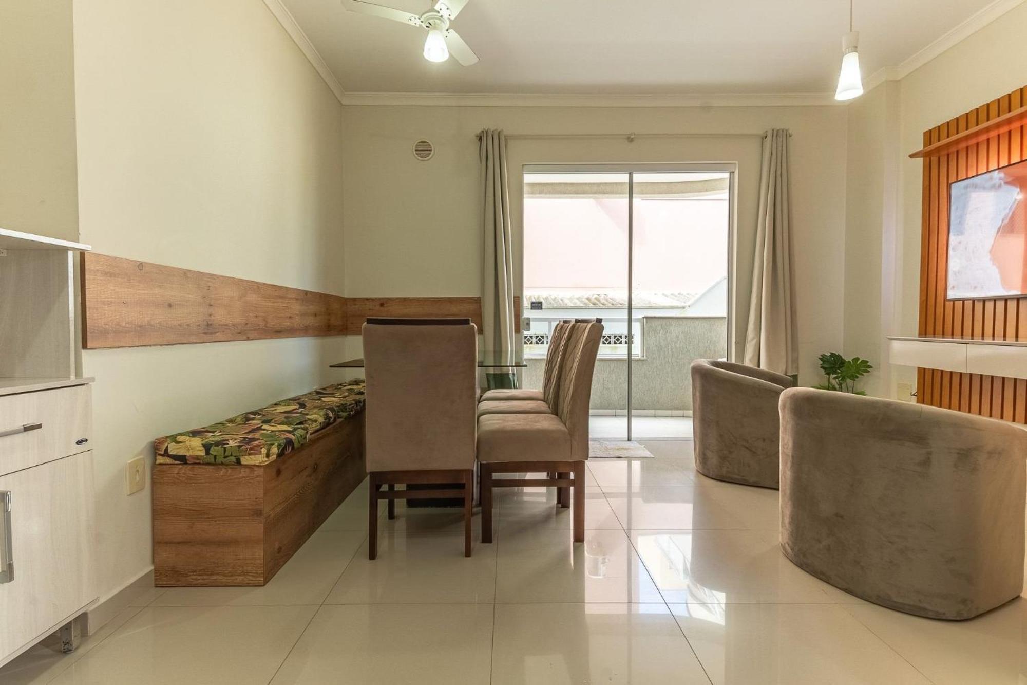 Aluguel de Apartamento 3 quartos sendo 1 suíte para 7 pessoas à 100 metros do mar em Bombas Bombinhas Esterno foto