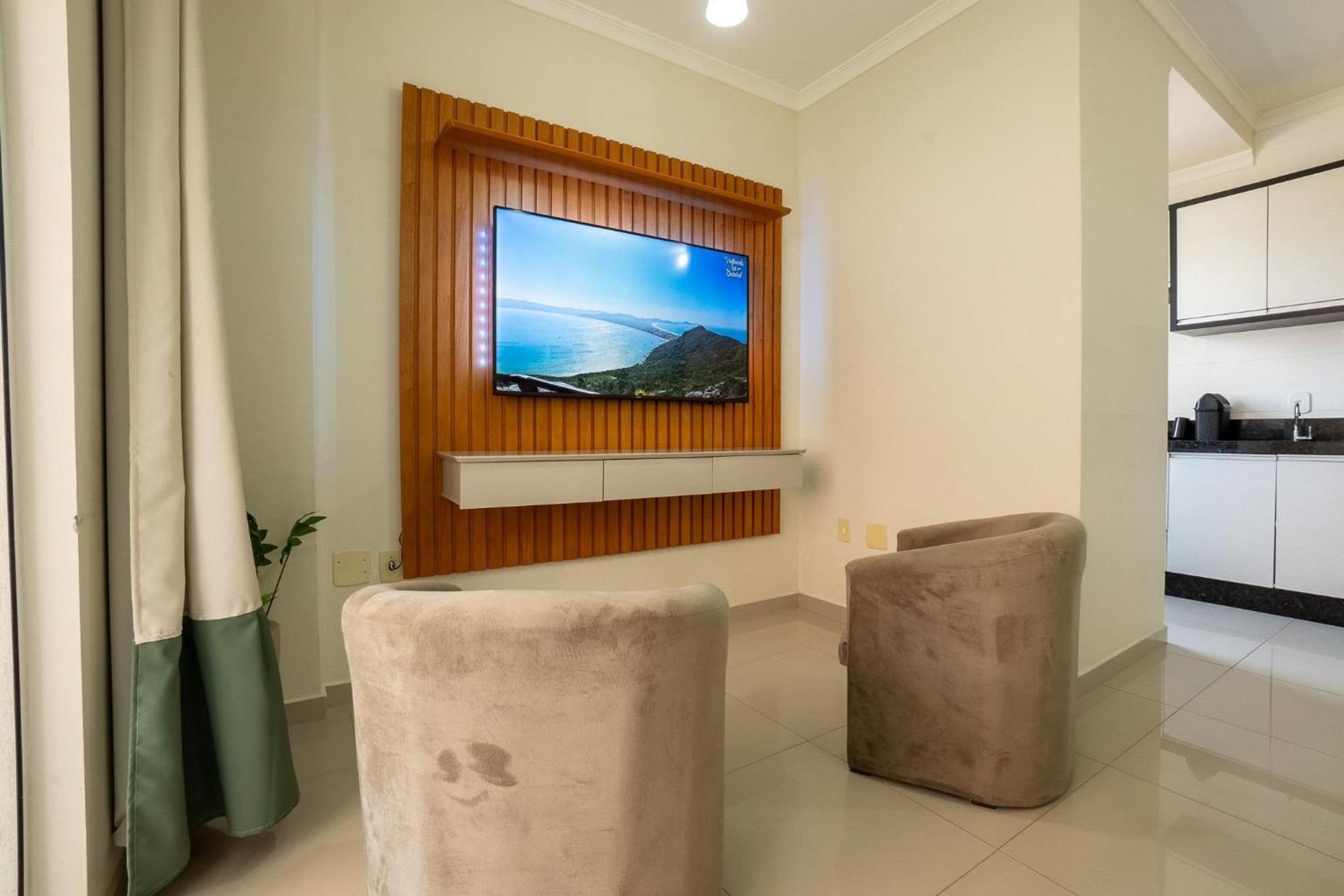 Aluguel de Apartamento 3 quartos sendo 1 suíte para 7 pessoas à 100 metros do mar em Bombas Bombinhas Esterno foto
